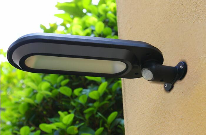 Solar Sensor Light- 400 Lumens