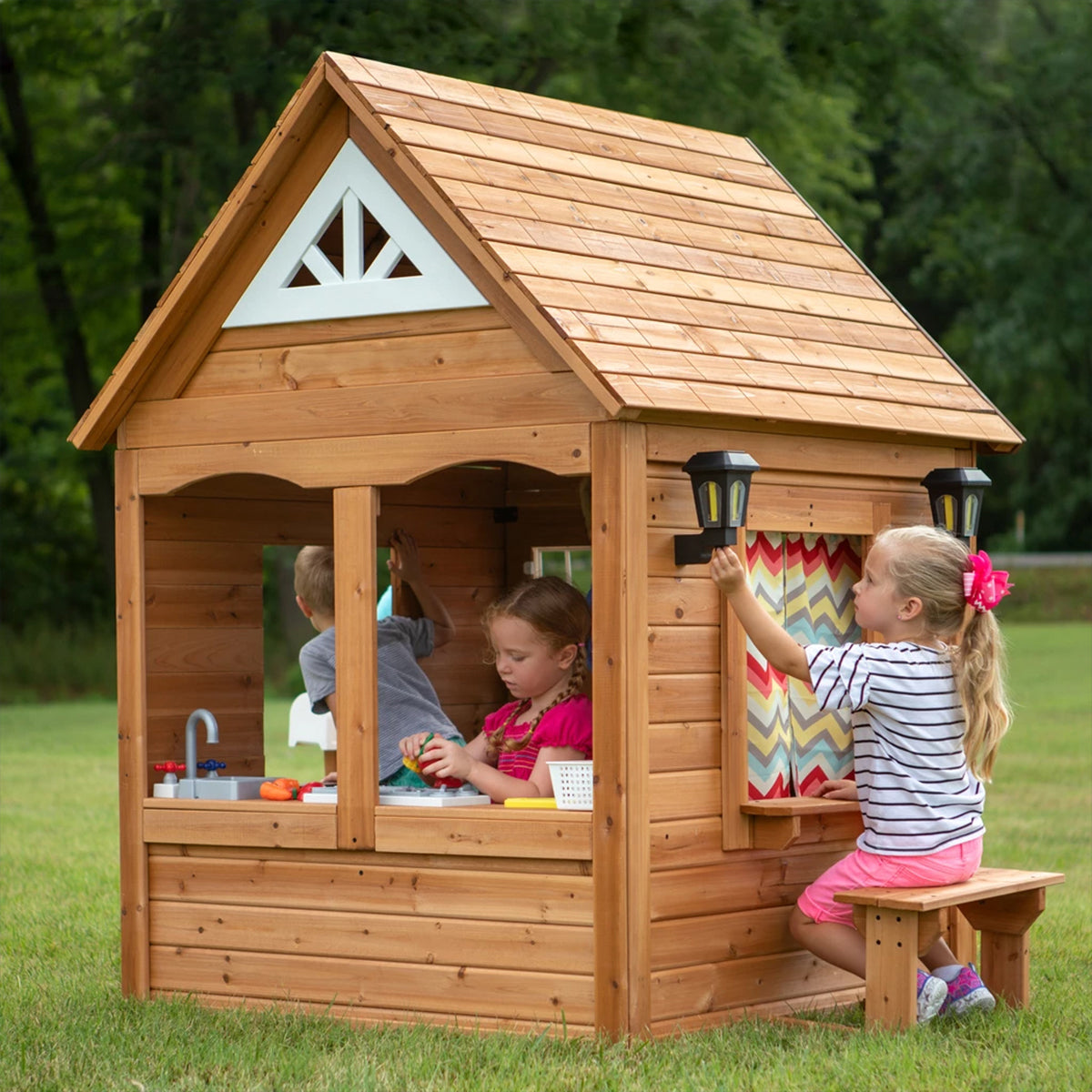 Backyard Discovery Aspen Cubby House