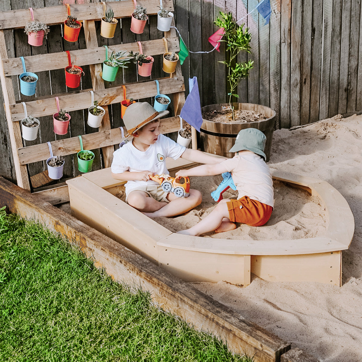 Lifespan Kids Boat Sandpit