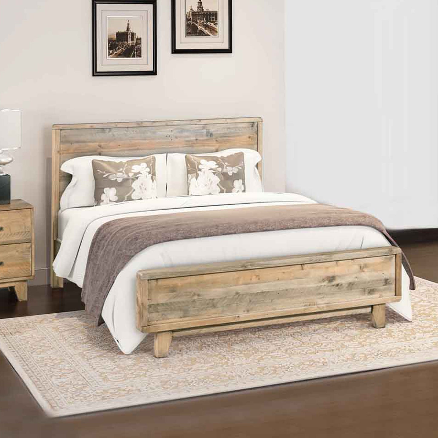 Queen Size Wooden Bed Frame in Solid Wood Antique Design Light Brown