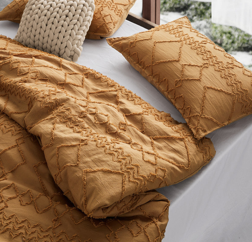 Tufted ultra soft microfiber quilt cover set-single caramel