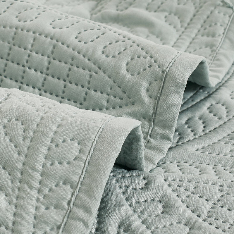 Lisbon Quilted 3 Pieces Embossed Coverlet Set-queen/double sage green