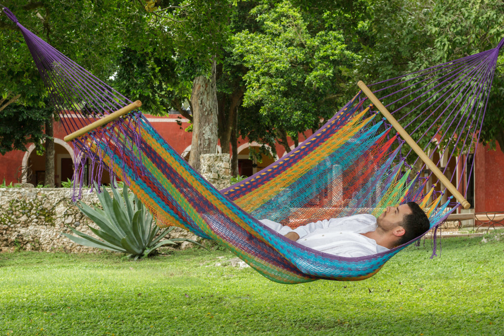 Mayan Legacy Queen Size Outdoor Cotton Mexican Resort Hammock No Fringe in Colorina Colour